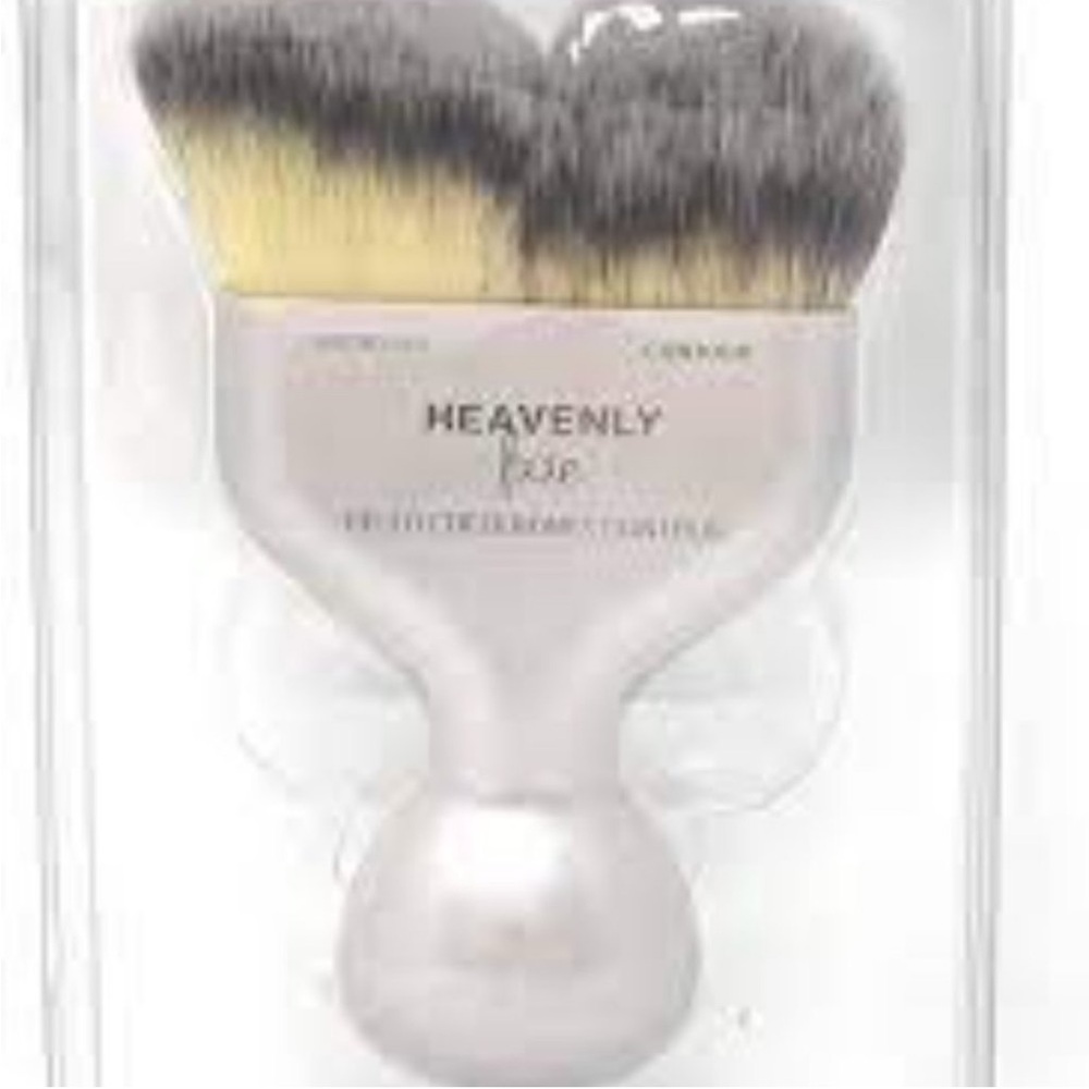 IT Cosmetics Heavenly Luxe Hello Cheekbones Contour Brush NWT - Picture 6 of 6